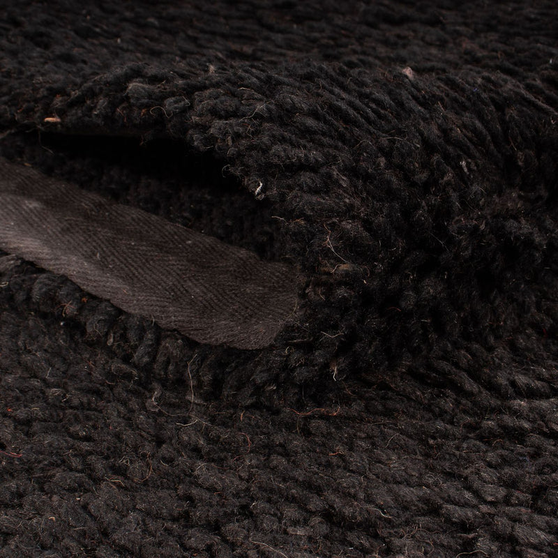 Alfombra de pelo largo - 216 x 150 cm - negro